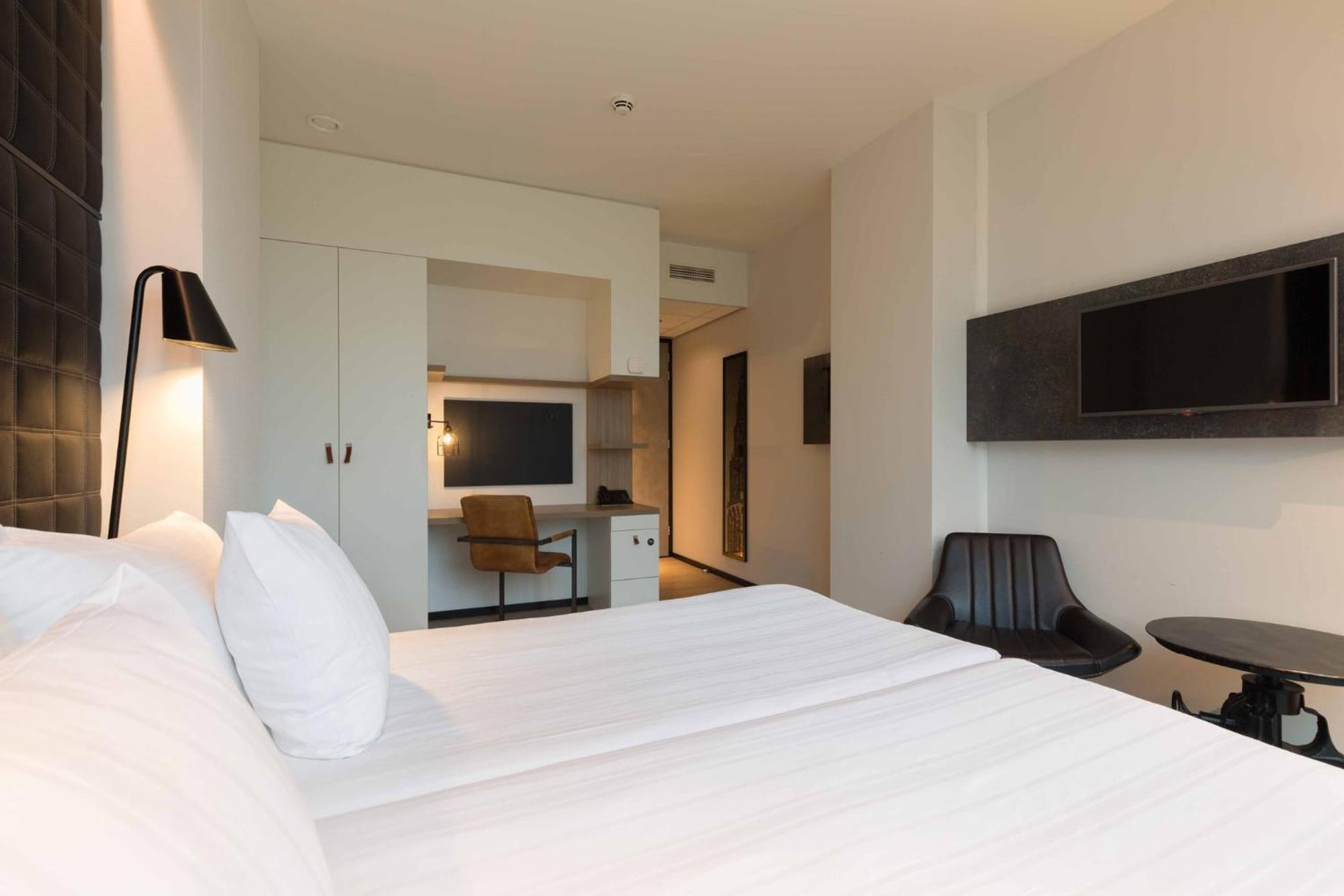 Hotel Leonardo